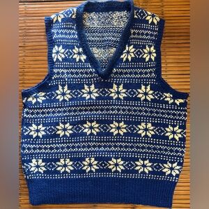 Vintage Hand Knit Pullover Sweater Vest